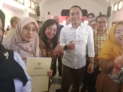Bersama Eri Cahyadi Wali Kota Surabaya