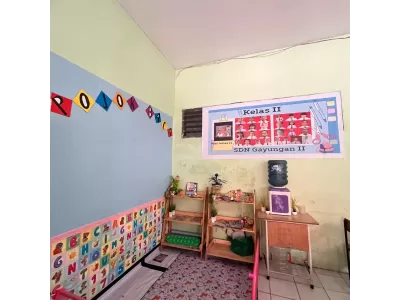 Reading Corner Kelas 2