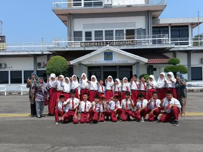 KUNJUNGAN PERPUSTAKAAN PROVINSI